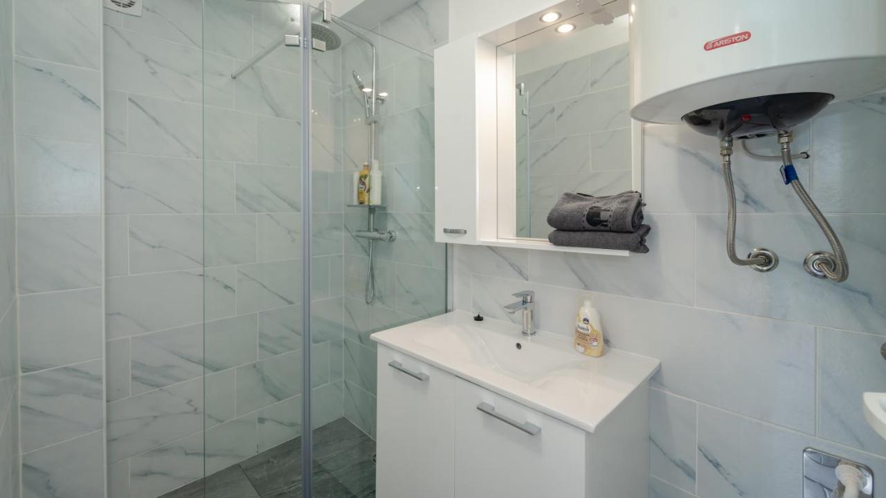 Apartman Gradina Gomirje ภายนอก รูปภาพ